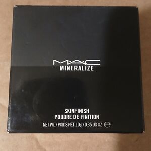 MAC Cosmetics Mineralize Skinfinish Highlighter